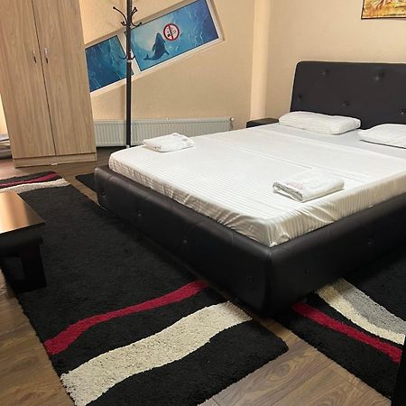 Hotelwhite Gjilan Dış mekan fotoğraf